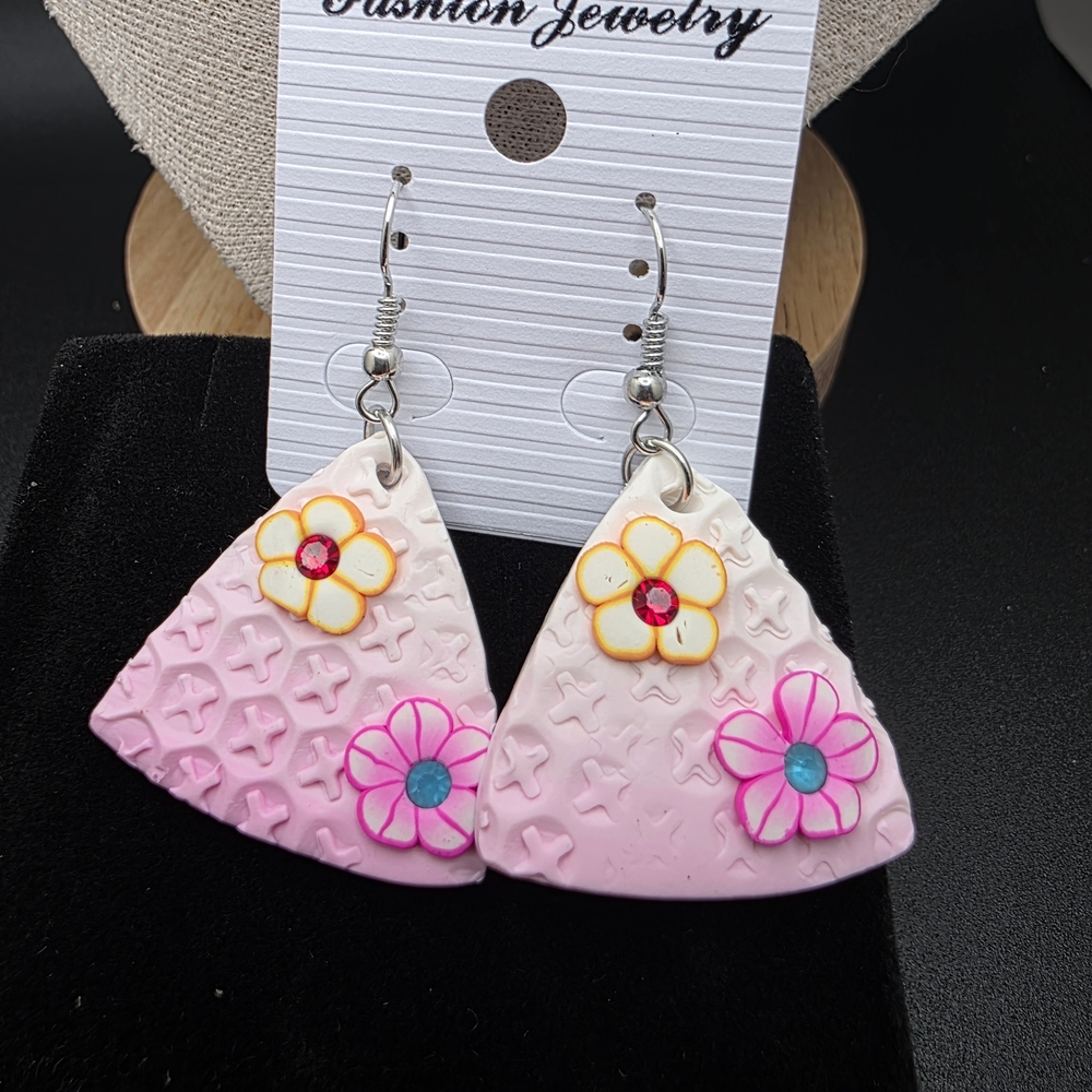 (3 FOR $12) Floral Pink and White Earrings (1403)
